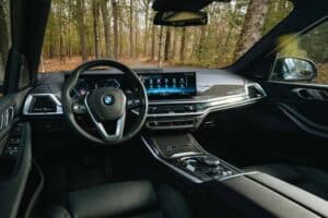 2025-bmw-x5-with-off-road-package-review—interio