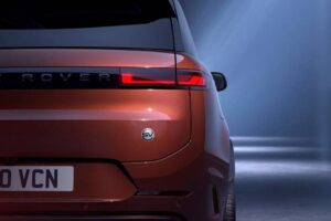 2026-Range-Rover-Sport-SV-Carbon-806-15-2048×1152