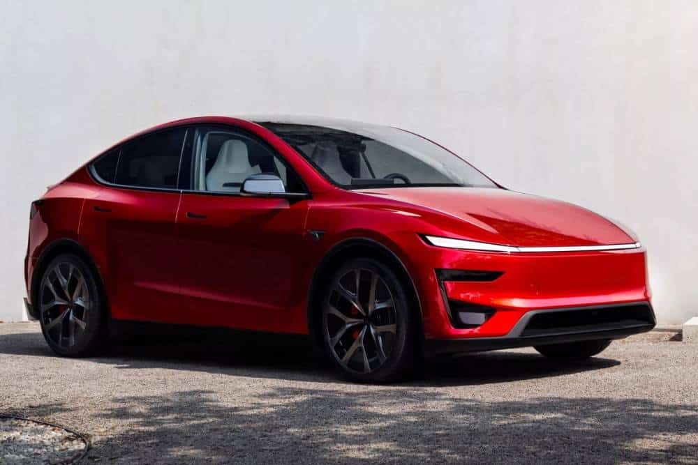 https://autogreeknews.gr/wp-content/uploads/2025/08/2026-Tesla-Model-Y-Performance-24-copy-2048x1152-1.jpg