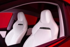 2026-tesla-model-y-performance-european-model