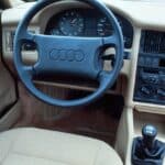 Audi-80-1986-dashboard