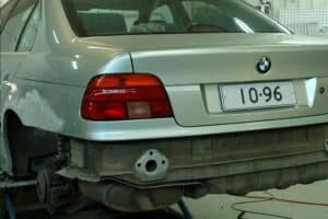 BMW-523i-E39-1m-km-(5)