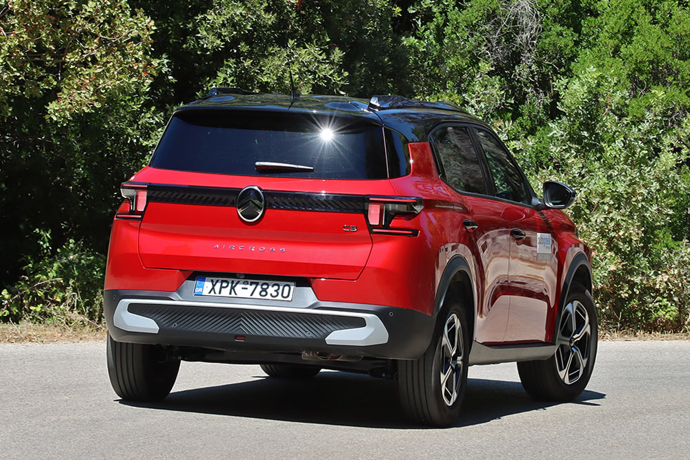 https://autogreeknews.gr/wp-content/uploads/2025/08/Citroen-C3-Aircross-1.2-Hybrid-145-27.jpg