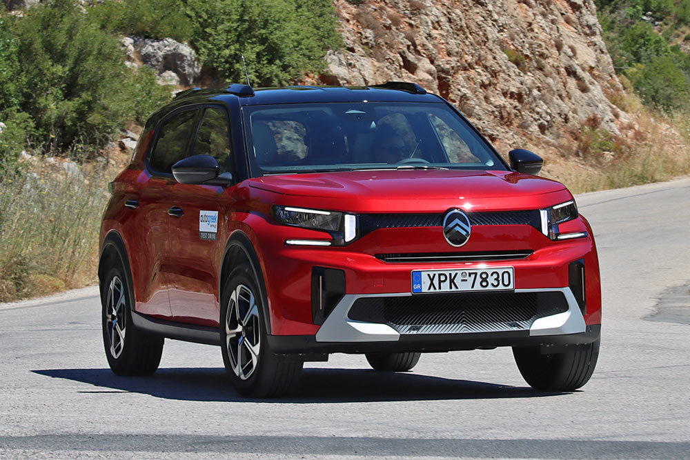 https://autogreeknews.gr/wp-content/uploads/2025/08/Citroen-C3-Aircross-1.2-Hybrid-145-35.jpg