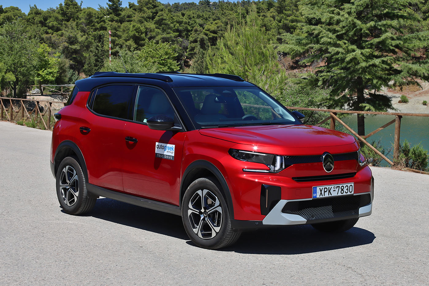 https://autogreeknews.gr/wp-content/uploads/2025/08/Citroen-C3-Aircross-1.2-Hybrid-145-38.jpg
