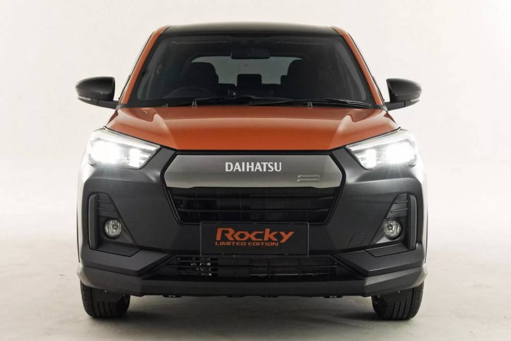 https://autogreeknews.gr/wp-content/uploads/2025/08/Daihatsu-Rocky-Limited-Edition-2-copy-2048x1152-1.jpg