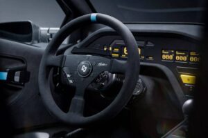 Eccentrica-V12-Pacchetto-Titano-8-2048×1152