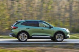 Ford-Kuga-PHEV-2024-(2)