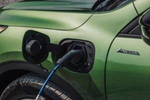 Ford-Kuga-PHEV-2024-(6)