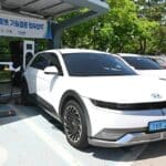 Hyundai-Ioniq-charging