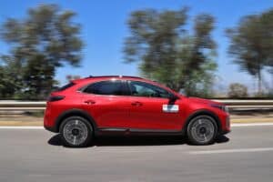 Kia-XCeed-side