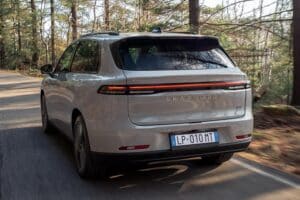 Leapmotor-C10-REEV-(3)