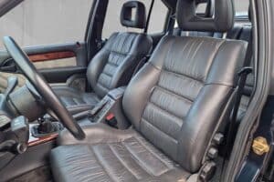 Lotus_Omega_1992-(10)