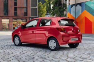 Mitsubishi-Space-Star-red-4