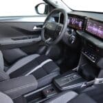 Opel Frontera 1.2 Hybrid 145 (32)