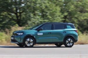 Opel Frontera 1.2 Hybrid 145 (44)