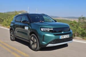 Opel Frontera 1.2 Hybrid 145 (5)