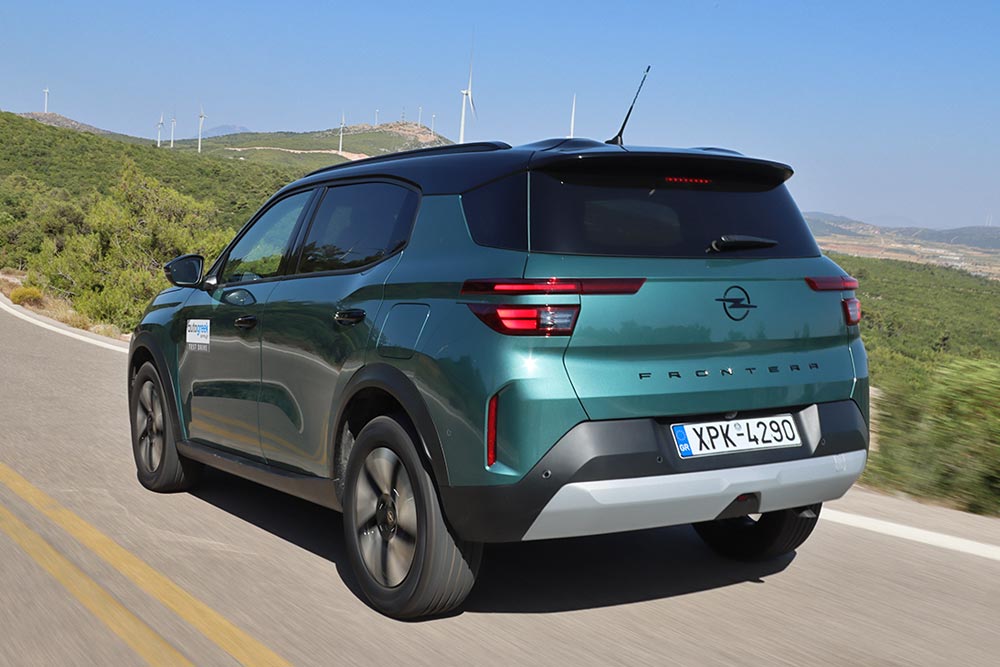 https://autogreeknews.gr/wp-content/uploads/2025/08/Opel-Frontera-1.2-Hybrid-145-6.jpg