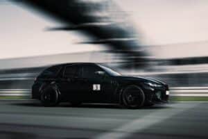 P90612804_lowRes_the-first-ever-bmw-m (1)