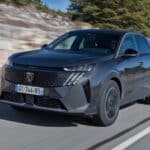 Peugeot-3008-kinisi