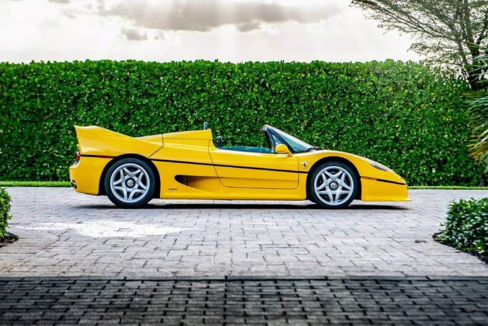 https://autogreeknews.gr/wp-content/uploads/2025/08/Ralph-Lauren-Ferrari-F50-aa_2-2048x1366-1.jpg