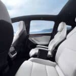 Tesla-Model-Y-L-819-1