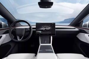 Tesla-Model-Y-L-819-2