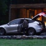 Tesla-Model-Y-L-819-7