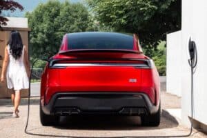 Tesla-Model-Y-Performance-3s-2048×1153