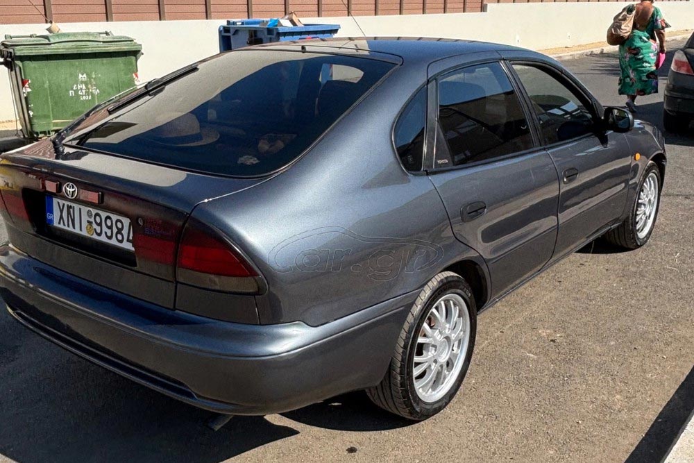 https://autogreeknews.gr/wp-content/uploads/2025/08/Toyota-Corolla-1994-3.jpg