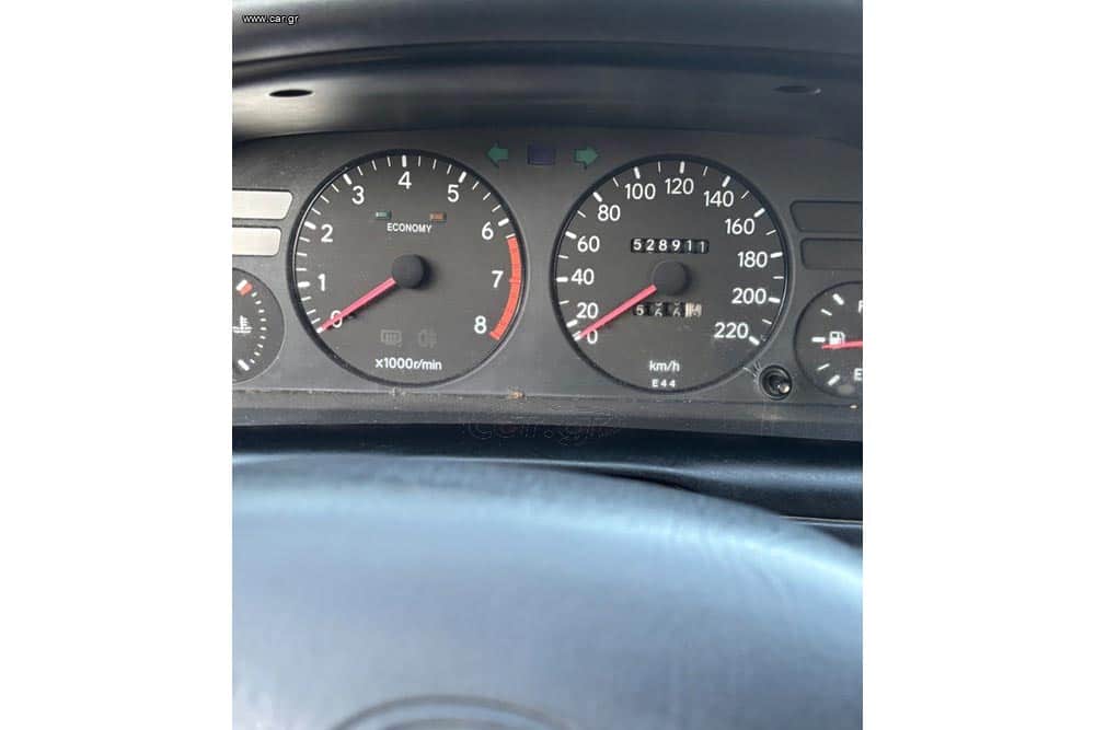 https://autogreeknews.gr/wp-content/uploads/2025/08/Toyota-Corolla-1994-7.jpg