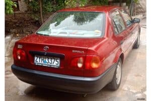 Toyota-Corolla-2001-(2)