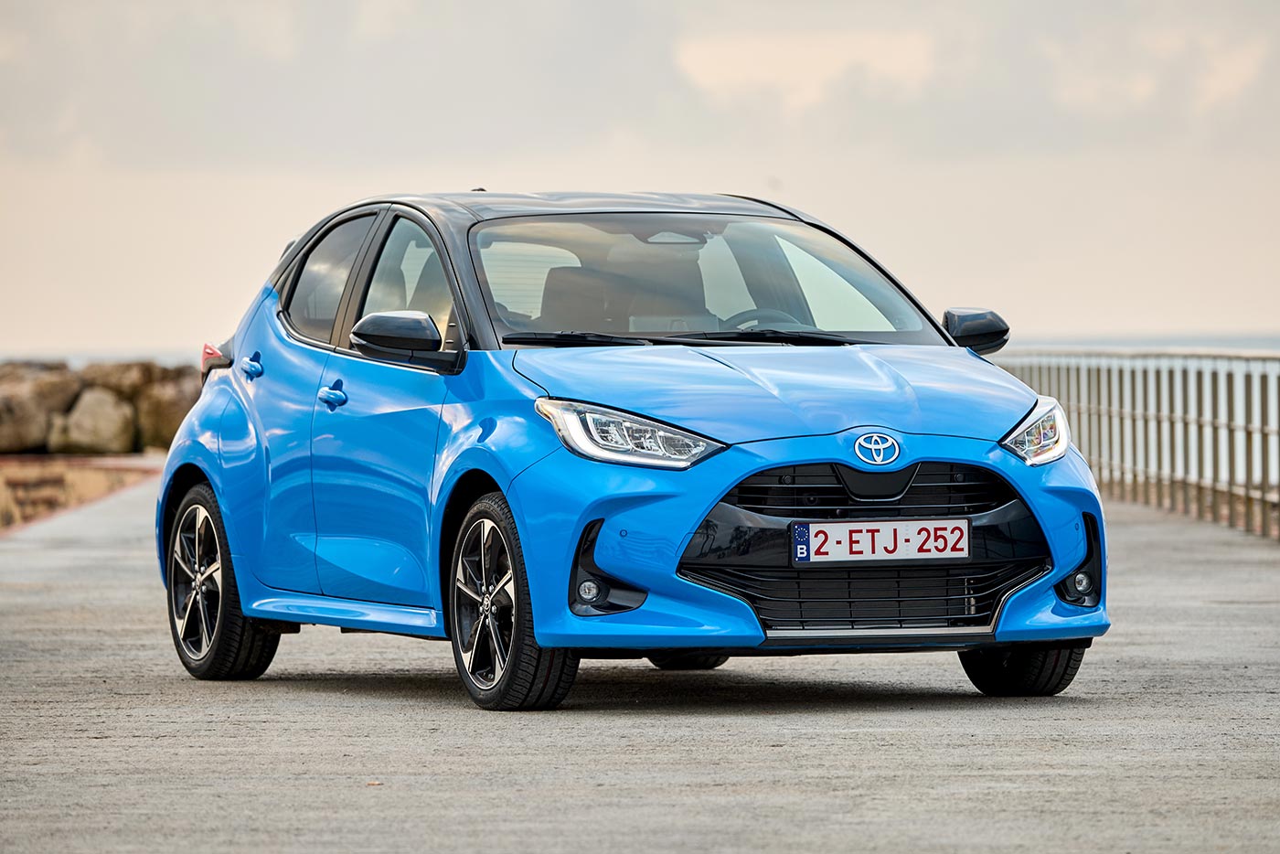 https://autogreeknews.gr/wp-content/uploads/2025/08/Toyota-Yaris-2024-1.jpg