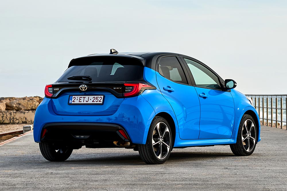 https://autogreeknews.gr/wp-content/uploads/2025/08/Toyota-Yaris-2024-3.jpg