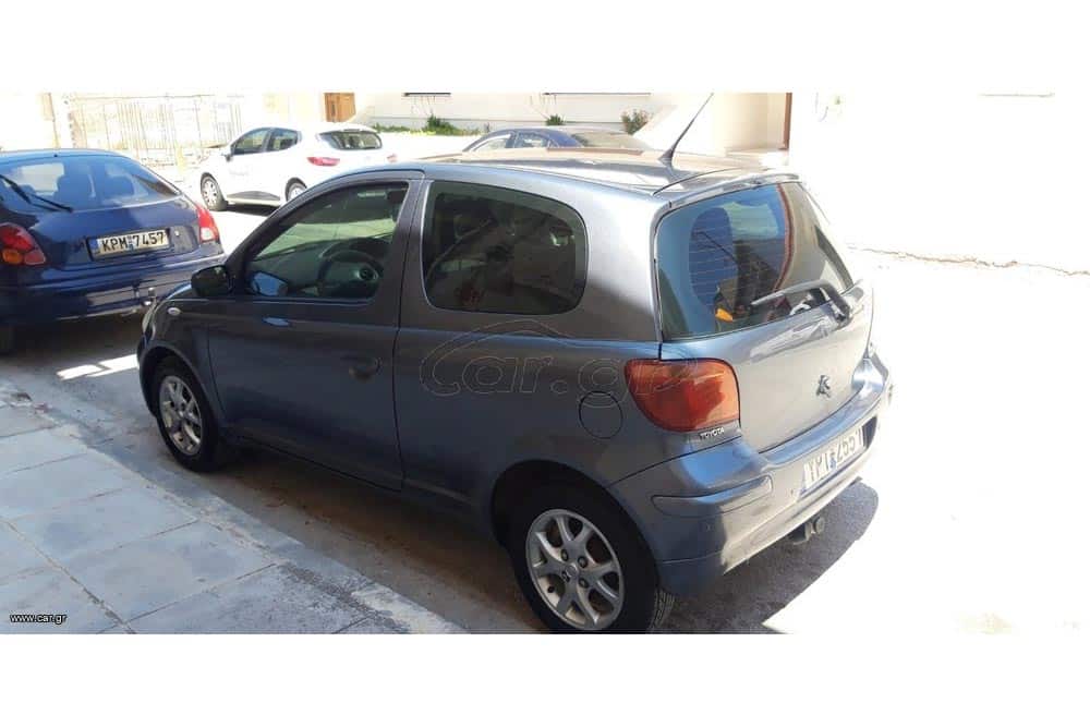 https://autogreeknews.gr/wp-content/uploads/2025/08/Toyota-Yaris-500000km-1.jpg