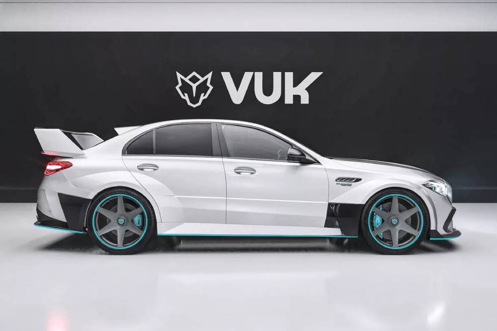 https://autogreeknews.gr/wp-content/uploads/2025/08/Vuk-Mercedes-C-63-S-9.jpg