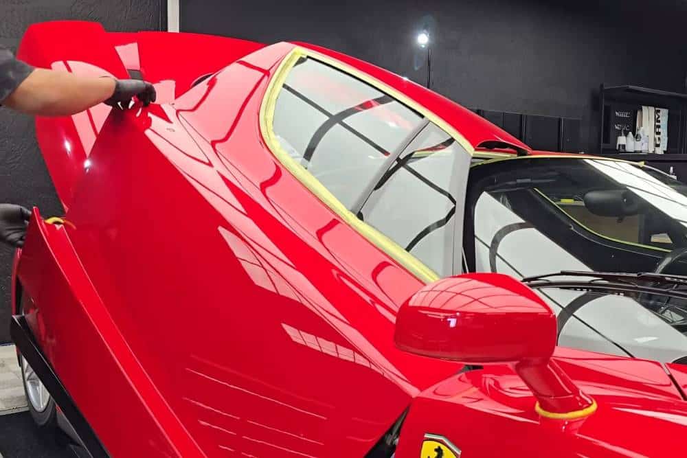 https://autogreeknews.gr/wp-content/uploads/2025/08/buffing-4m-1000-mile-ferrari-enzo-was-already-awes-9.jpg