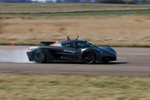 koenigsegg jesko absolut overdrive 03