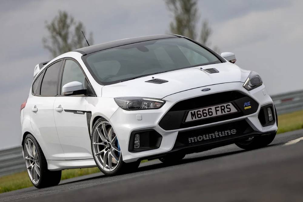 https://autogreeknews.gr/wp-content/uploads/2025/08/mountune-ford-focus-rs-02.jpg