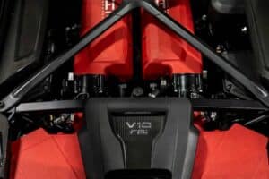 this-audi-r8-is-so-monstrous-that-it-makes-the-bug