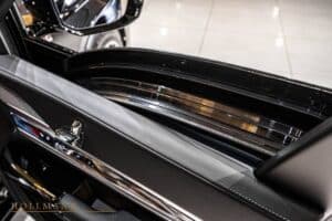 this-bmw-7-series-is-for-sale-and-makes-the-rolls- (7)