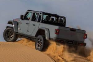 2024-jeep-gladiator-mojave-x (1)