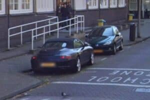 Abandoned-Porsche-911-Google-Maps-2-2048×1153