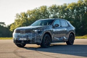 BMW-iX5-Hydrogen-(7)