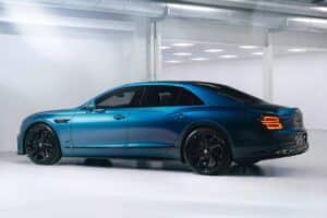 Bentley-Flying-Spur-ombre-918-2-2048×1366