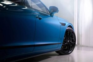 Bentley-Flying-Spur-ombre-918-4-2048×1366