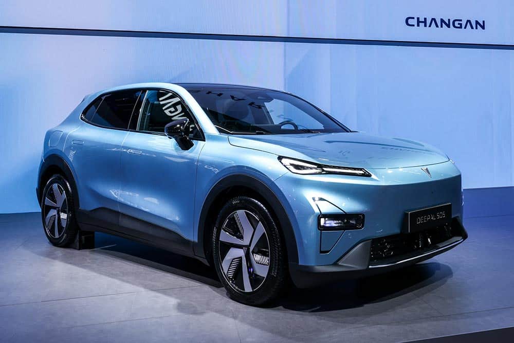 https://autogreeknews.gr/wp-content/uploads/2025/09/Changan-Deepal-S05.jpg