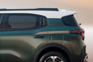 Citroen-C3-Aircross-side