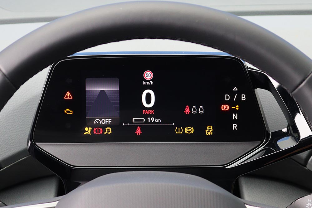 Τι συμβαίνει όταν τα ηλεκτρικά οχήματα «μένουν» από μπαταρία;