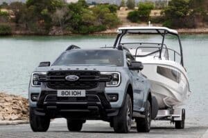 FORD-RANGER-PHEV_02